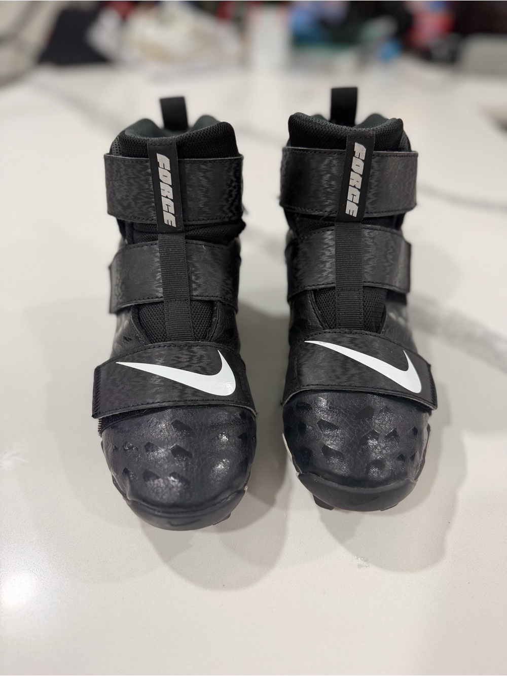 Nike Force Football Cleats Savage 2 Shark AQ7723-001  Sz 5.5Y Hardly Worn Nice